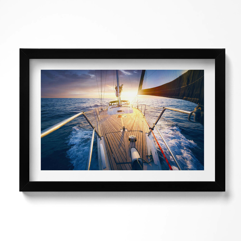 Tablou rama original Apus de soare pe puntea unei bărci cu pânze