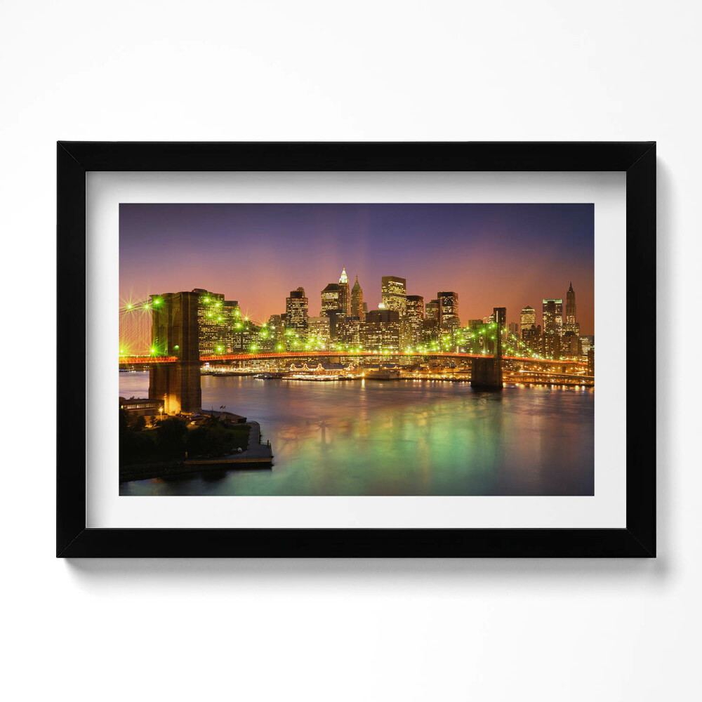 Tablou living cu rama original Podul Brooklyn noaptea