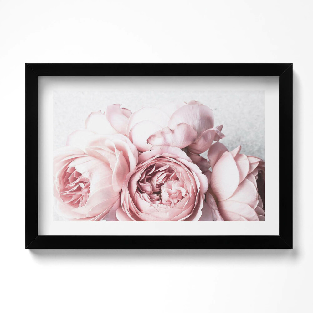 Tablou living cu rama original Buchet romantic delicat de flori