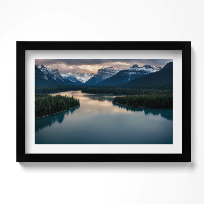 Tablou rama original Peisaj cu râuri, păduri și munți