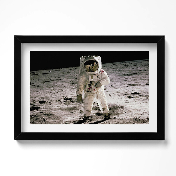 Tablou rama original Primul om pe Lună - Fotografie NASA