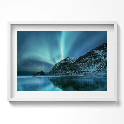Tablou rama excepţional Aurora boreală peste munți și apă