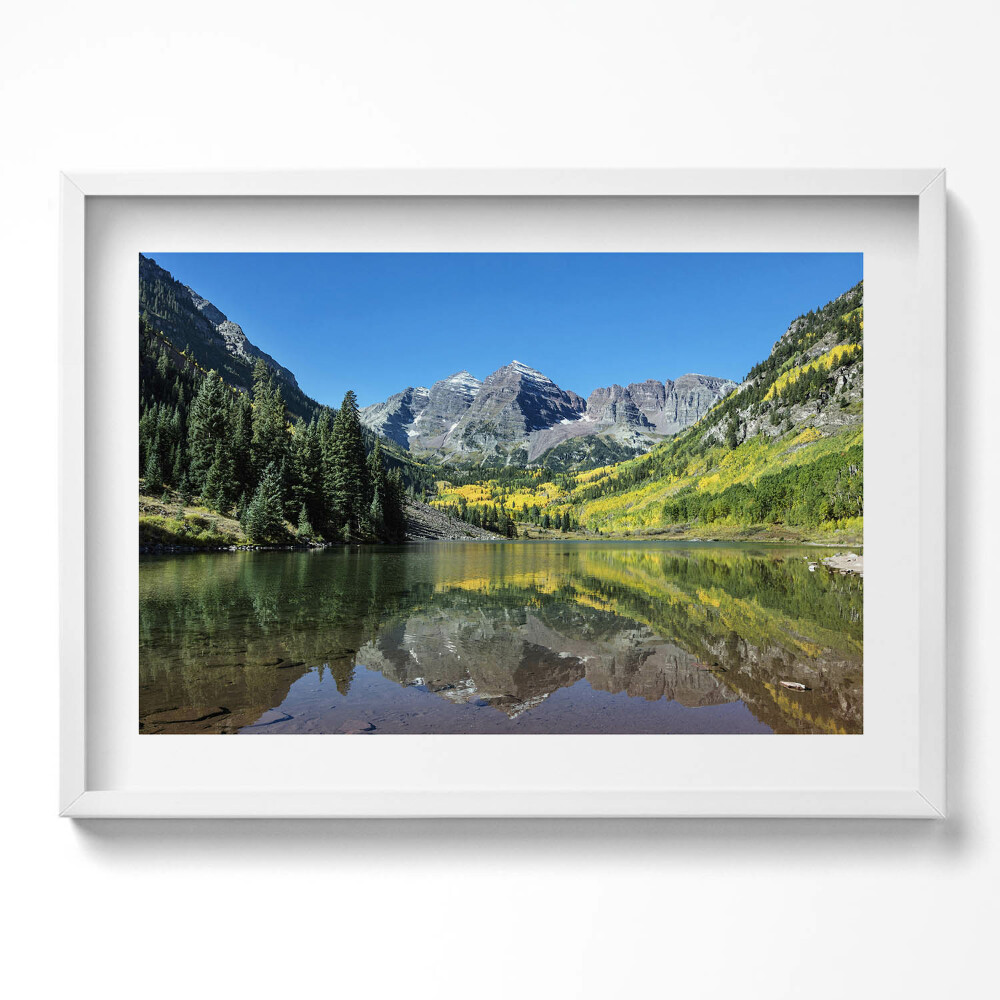 Tablou living cu rama excepţional Munți și păduri lacustre