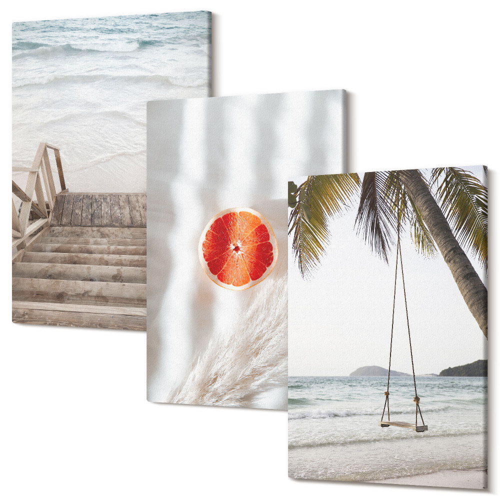 Tablou 3 piese Plaja cu scari de lemn, atmosfera de vacanta