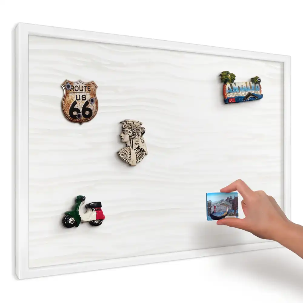 Panou magnetic decorativ cu fundal alb și linii bej