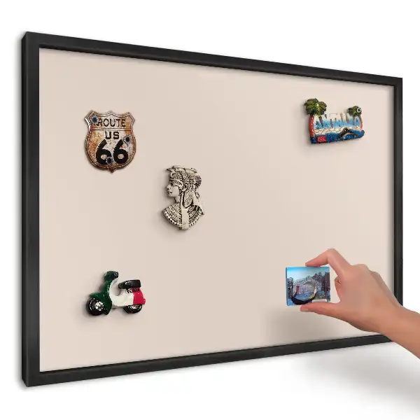 Tablă magnetică pentru magneți din vacanță cu design minimalist bej