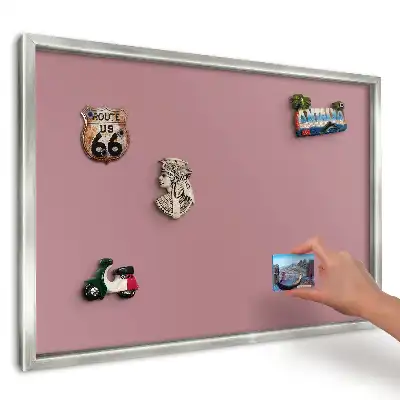 Panou magnetic înrămat cu fundal roz minimalist