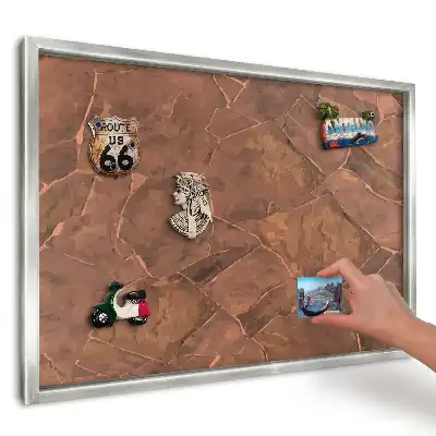 Panou magnetic înrămat cu model de plăci de piatră brună