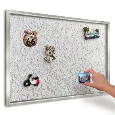 Panou magnetic înrămat cu modele ajurate luminoase