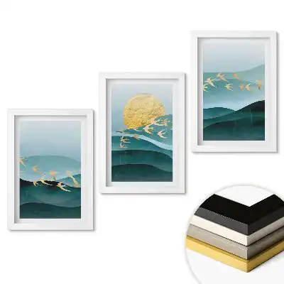 Set tablouri pentru living Păsări aurii peste o mare calmă