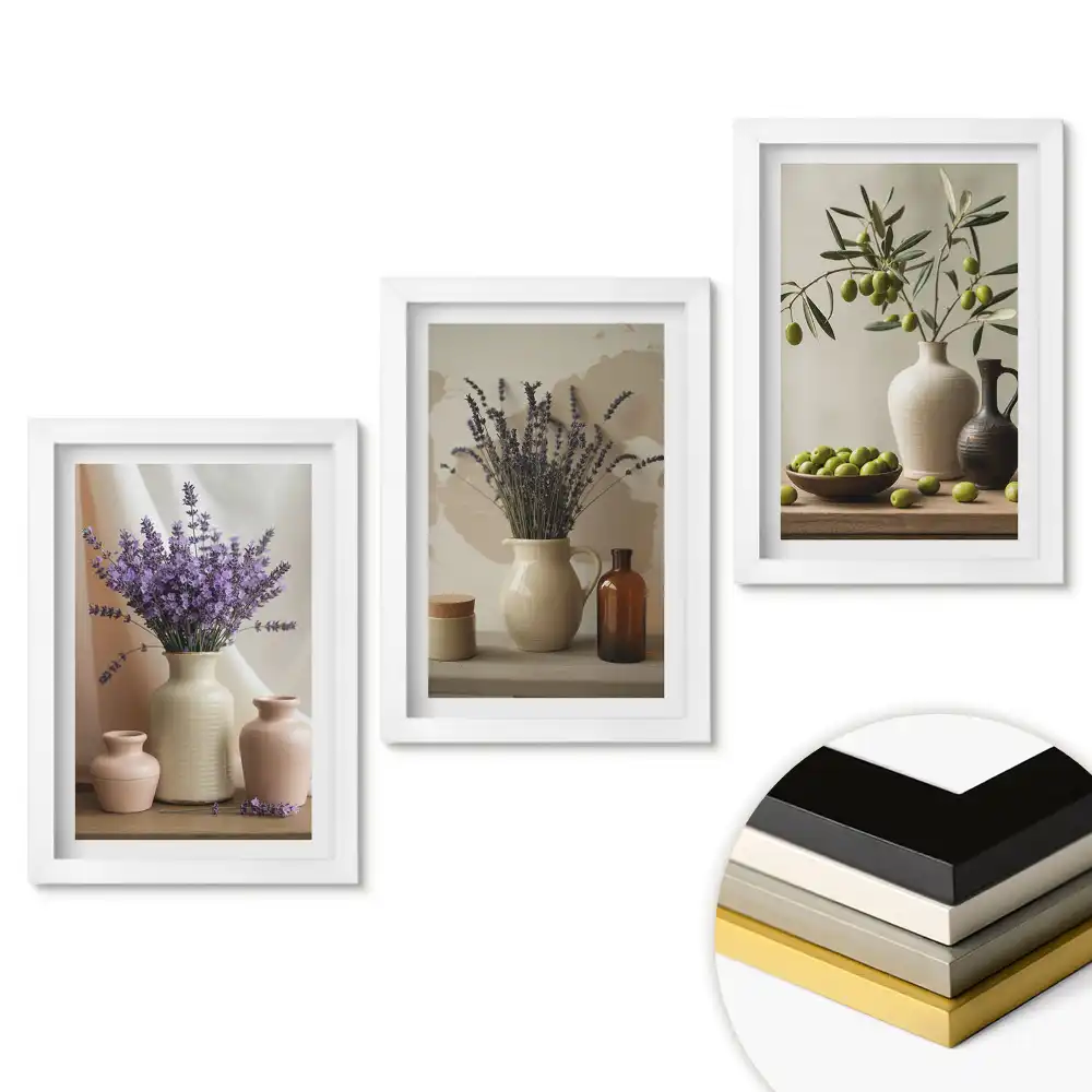 Set tablouri pentru living cu aranjamente florale în vaze ceramice