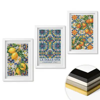 Set de tablouri pentru living cu grafică atmosferică și Italia în fundal