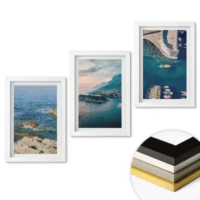 Set de trei tablouri pentru living cu peisaje pitorești la malul mării