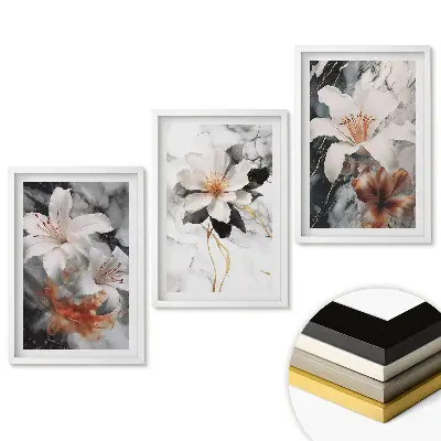 Set tablouri pentru living cu inspirații florale pe un fundal de marmură