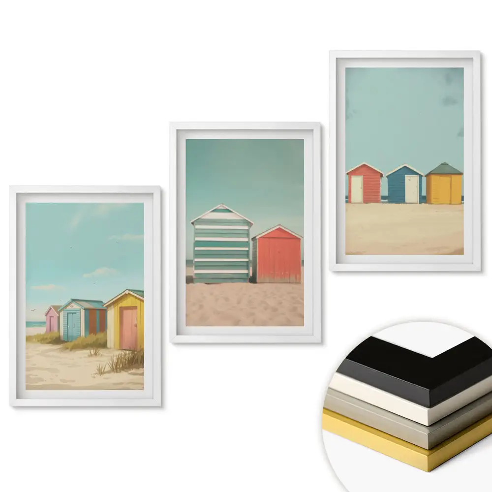 Set de 3 tablouri pentru living cu case colorate pe plajă la soare